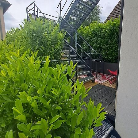 Studio Cosy Spacieux Lumineux Avec Terrasse Vezelois Bagian luar foto