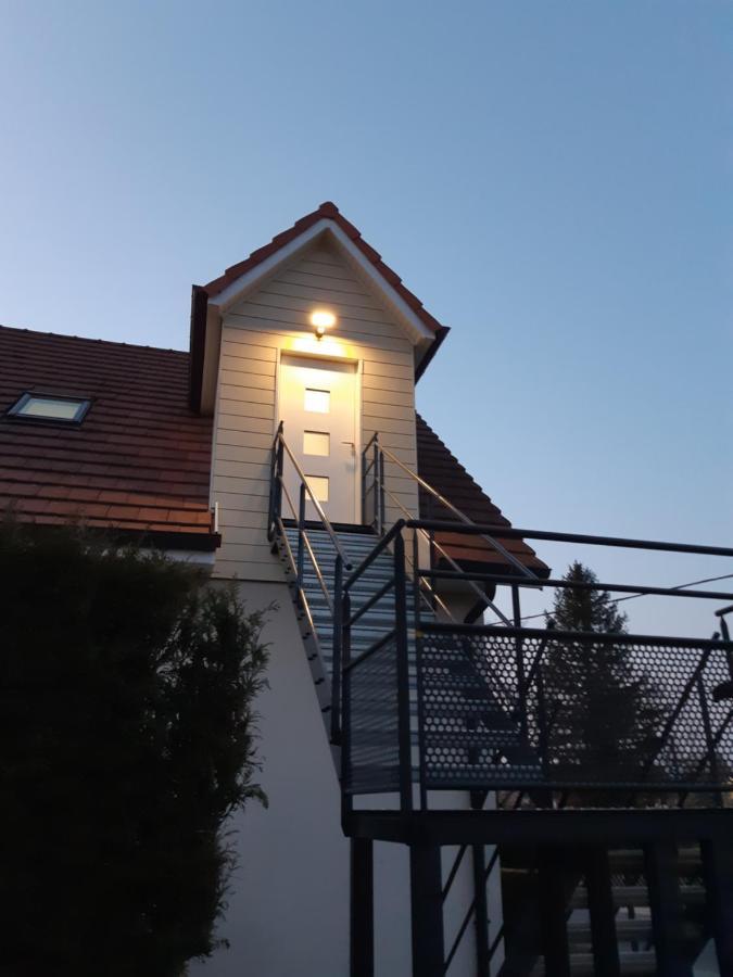 Studio Cosy Spacieux Lumineux Avec Terrasse Vezelois Bagian luar foto