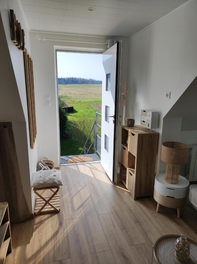 Studio Cosy Spacieux Lumineux Avec Terrasse Vezelois Bagian luar foto